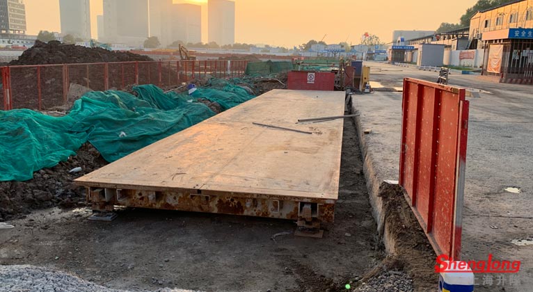 低價出售14米3節二手地磅